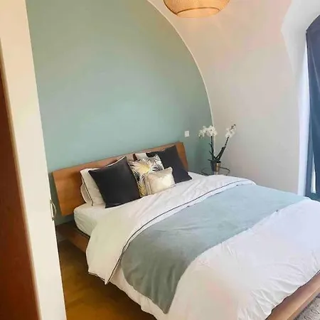 Penthouse In Center With Terrace And Parking-51 Luxemburg