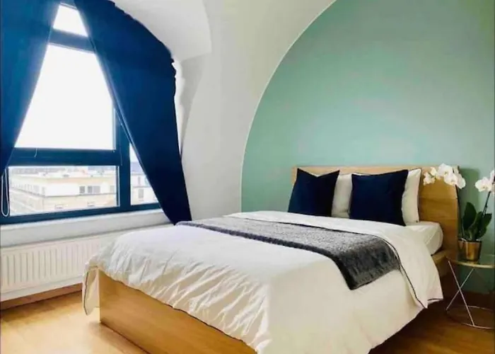 Penthouse In Center With Terrace And Parking-51 Apartment